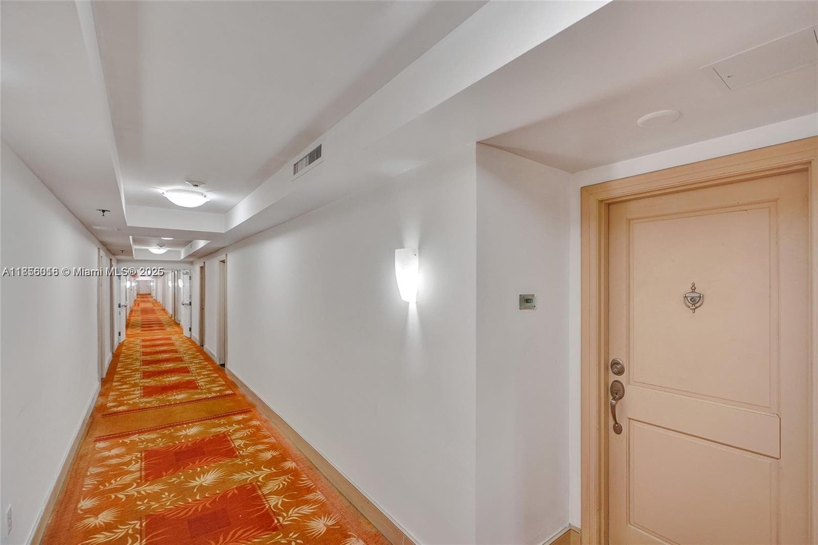 The Plaza of Bal Harbour · #818 in Bal Harbour - Photo 21