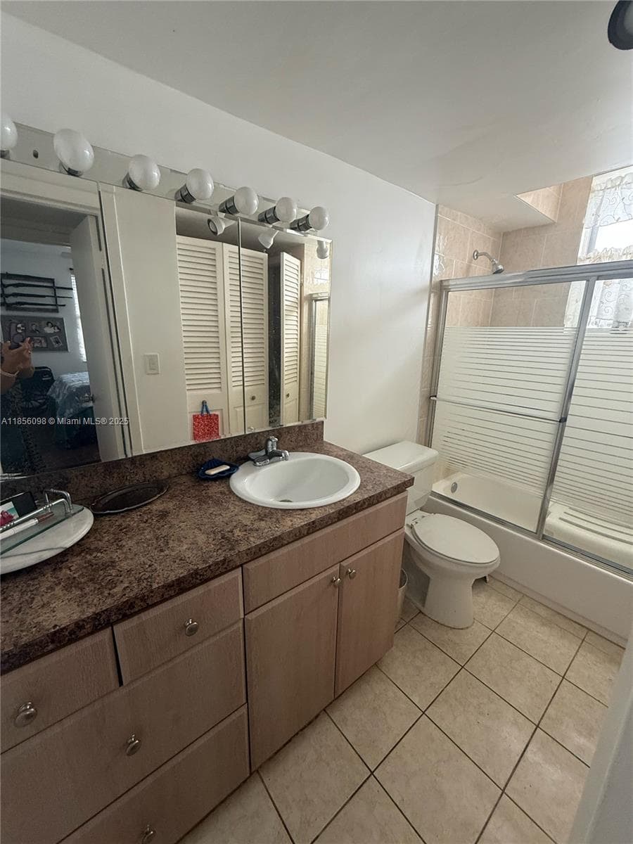 SIXT MOORINGS CONDOMINIUM · #514 in Miami - Photo 7