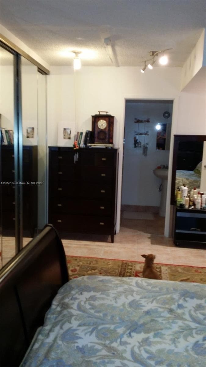 BUCKLEY TOWERS · #1601E in Miami - Photo 23