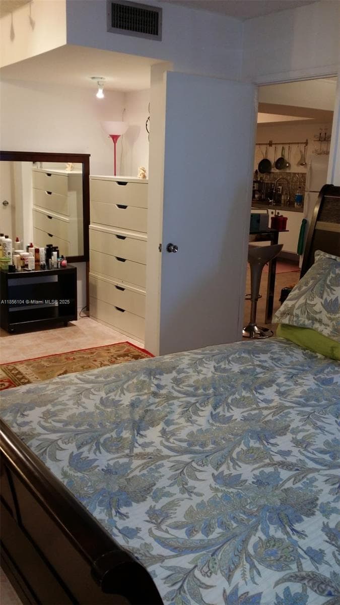 BUCKLEY TOWERS · #1601E in Miami - Photo 24