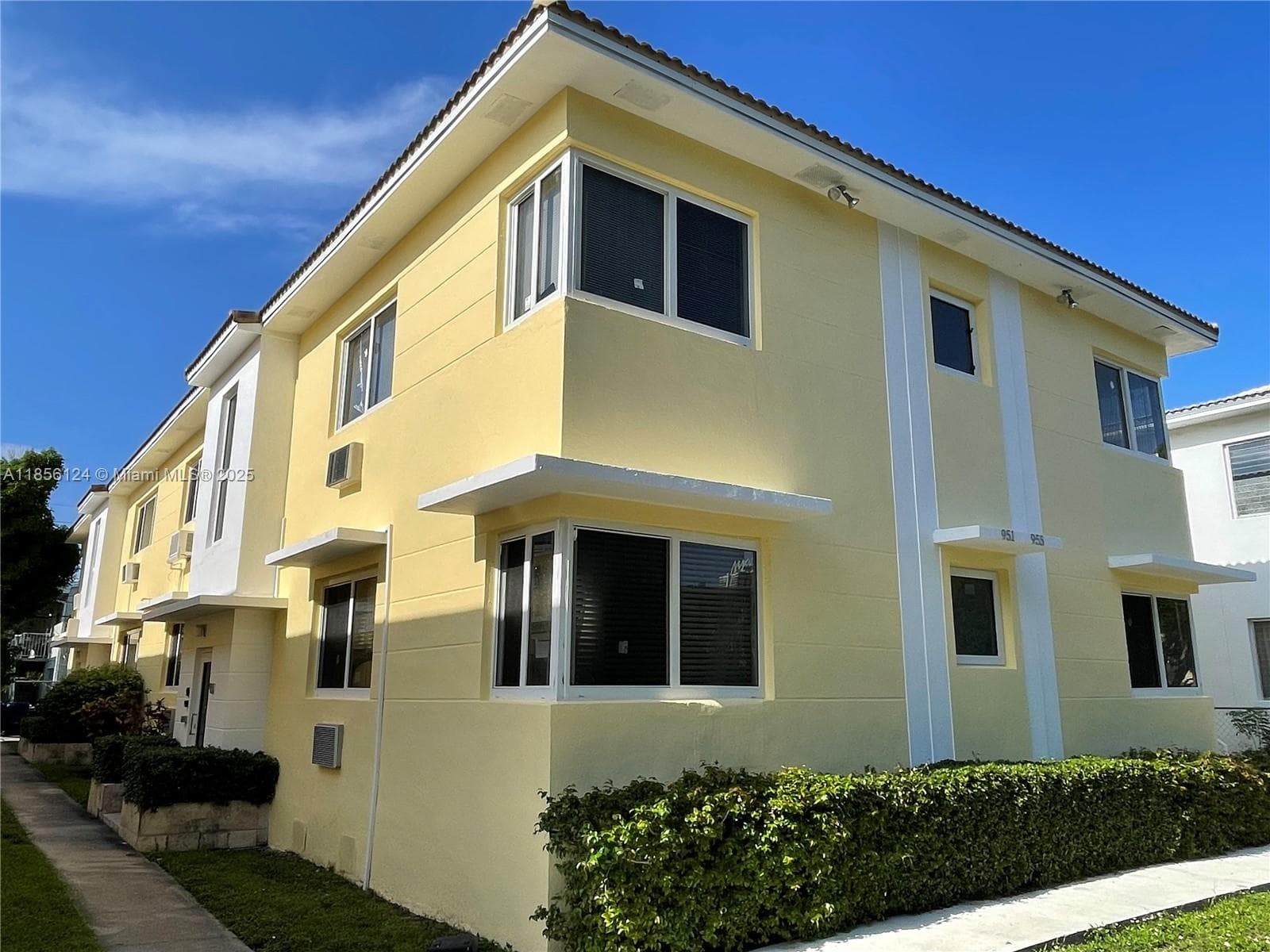 OCEANSIDE SEC ISLE OF NOR · #6 in Miami Beach - Photo 17