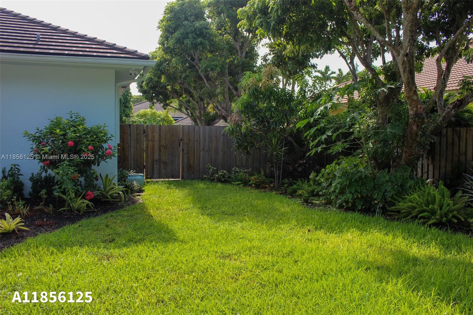 15255 SW 80th Ave photo 10