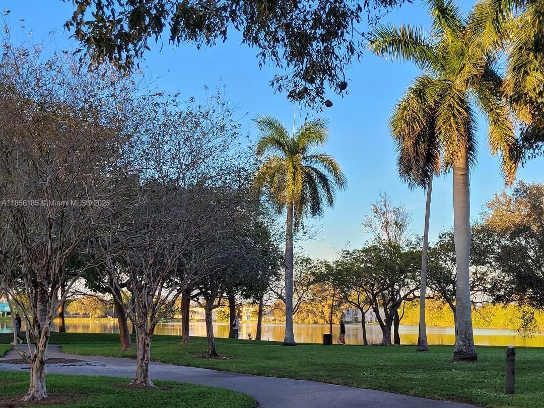 Royal Park Condominium · #3B in Oakland Park - Photo 18