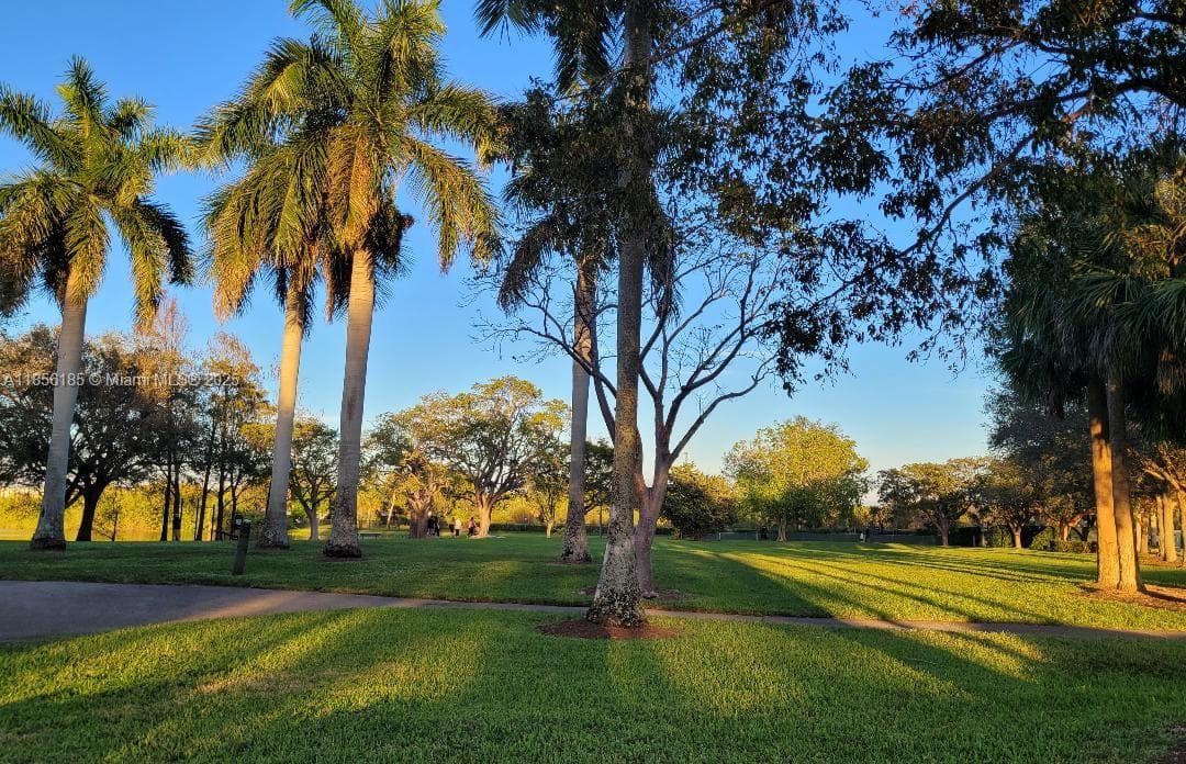 Royal Park Condominium · #3B in Oakland Park - Photo 21