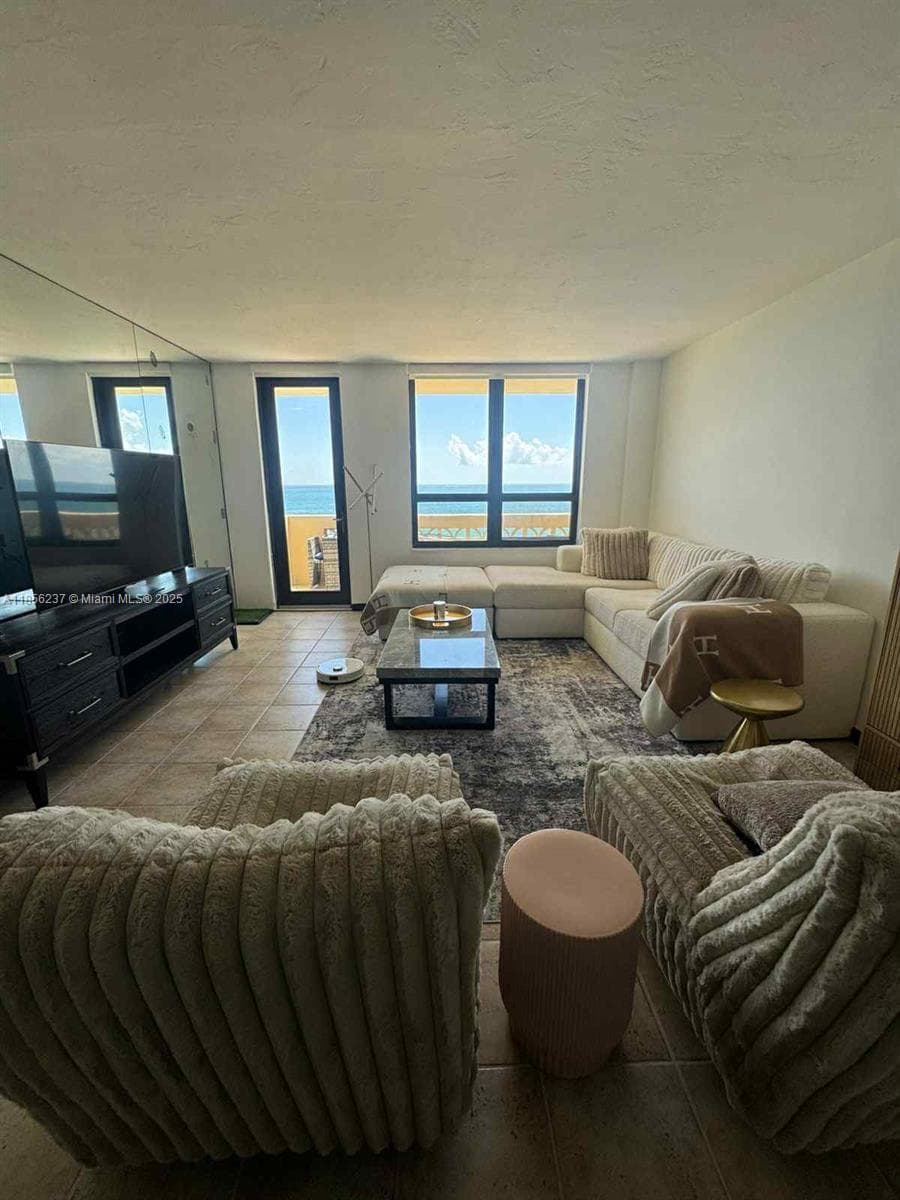 THE PLAZA OF BAL HARBOUR · #818 in Bal Harbour - Photo 10