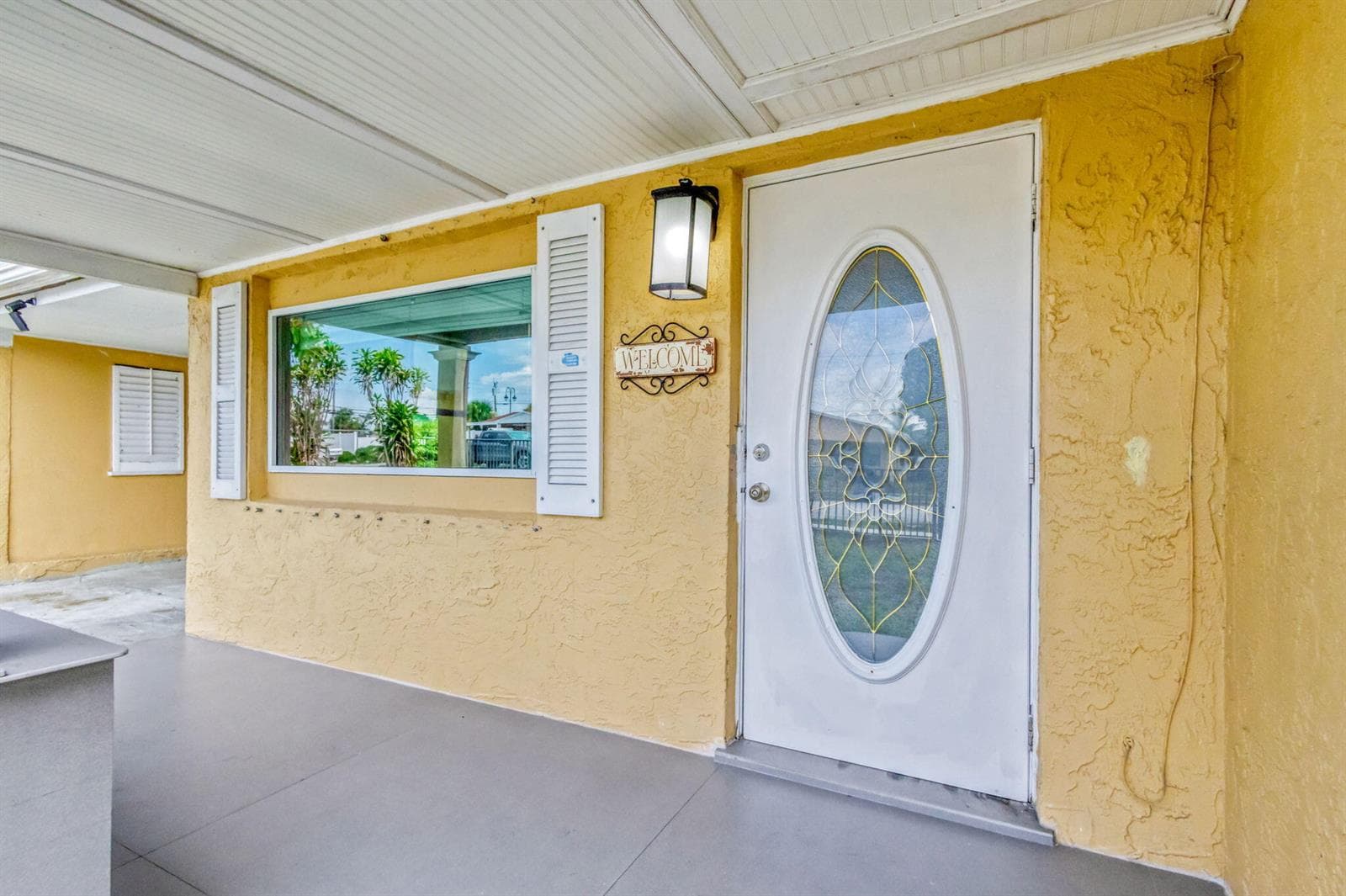 1136 W 7th St Riviera Beach, FL 33404