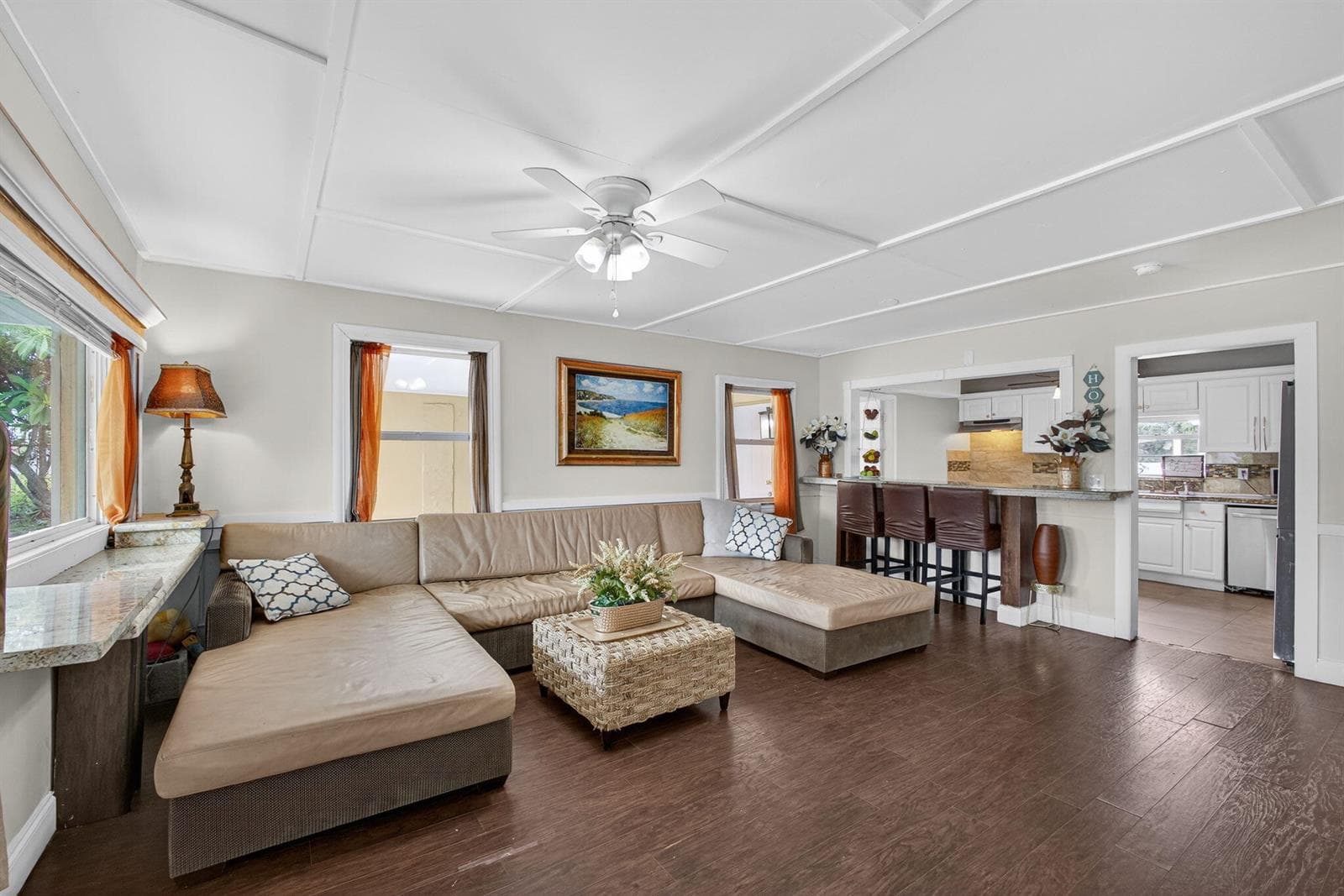 1136 W 7th St Riviera Beach, FL 33404