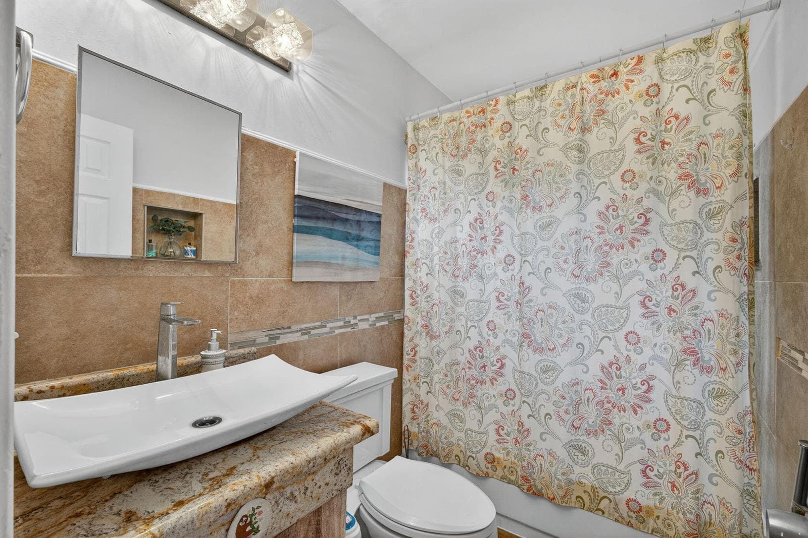 1136 W 7th St Riviera Beach, FL 33404