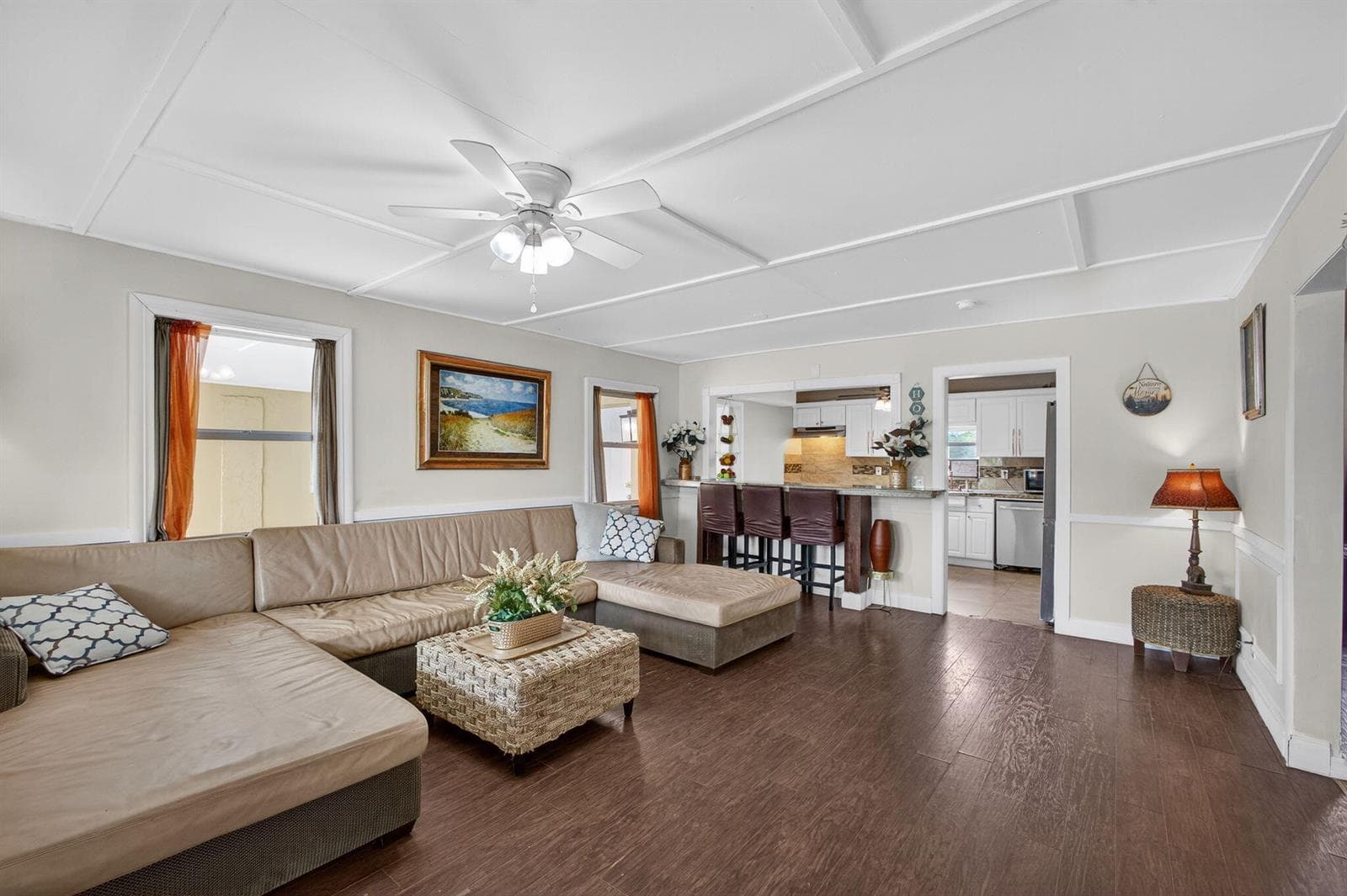 1136 W 7th St Riviera Beach, FL 33404