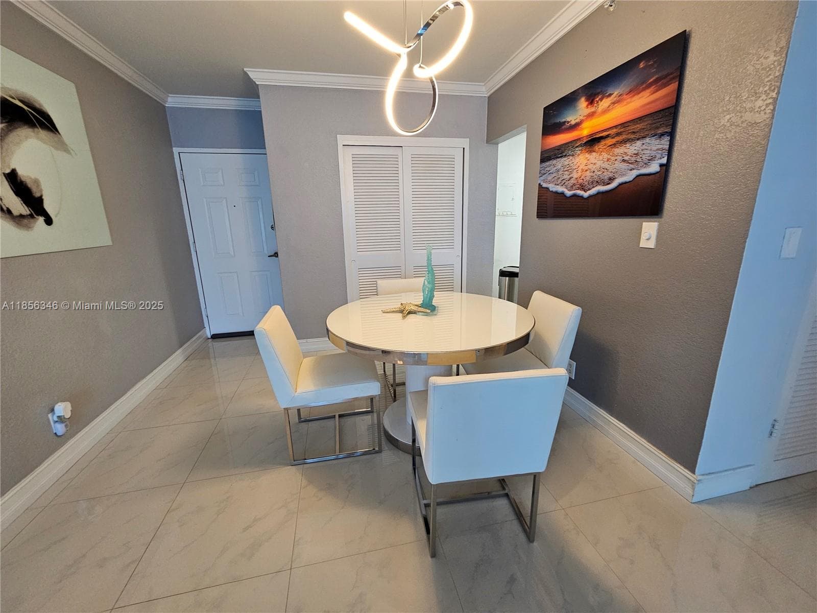 WAVE CONDO · #1115 (Ave. April 10 2026) in Hollywood - Photo 17