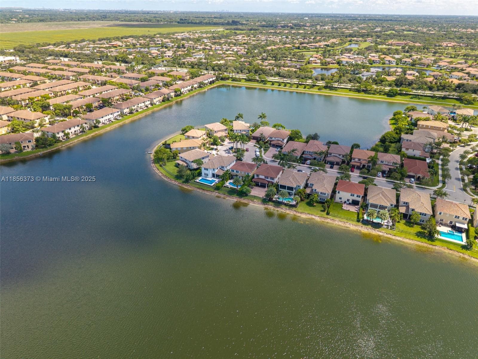 9709 Blue Isle Bay photo 72