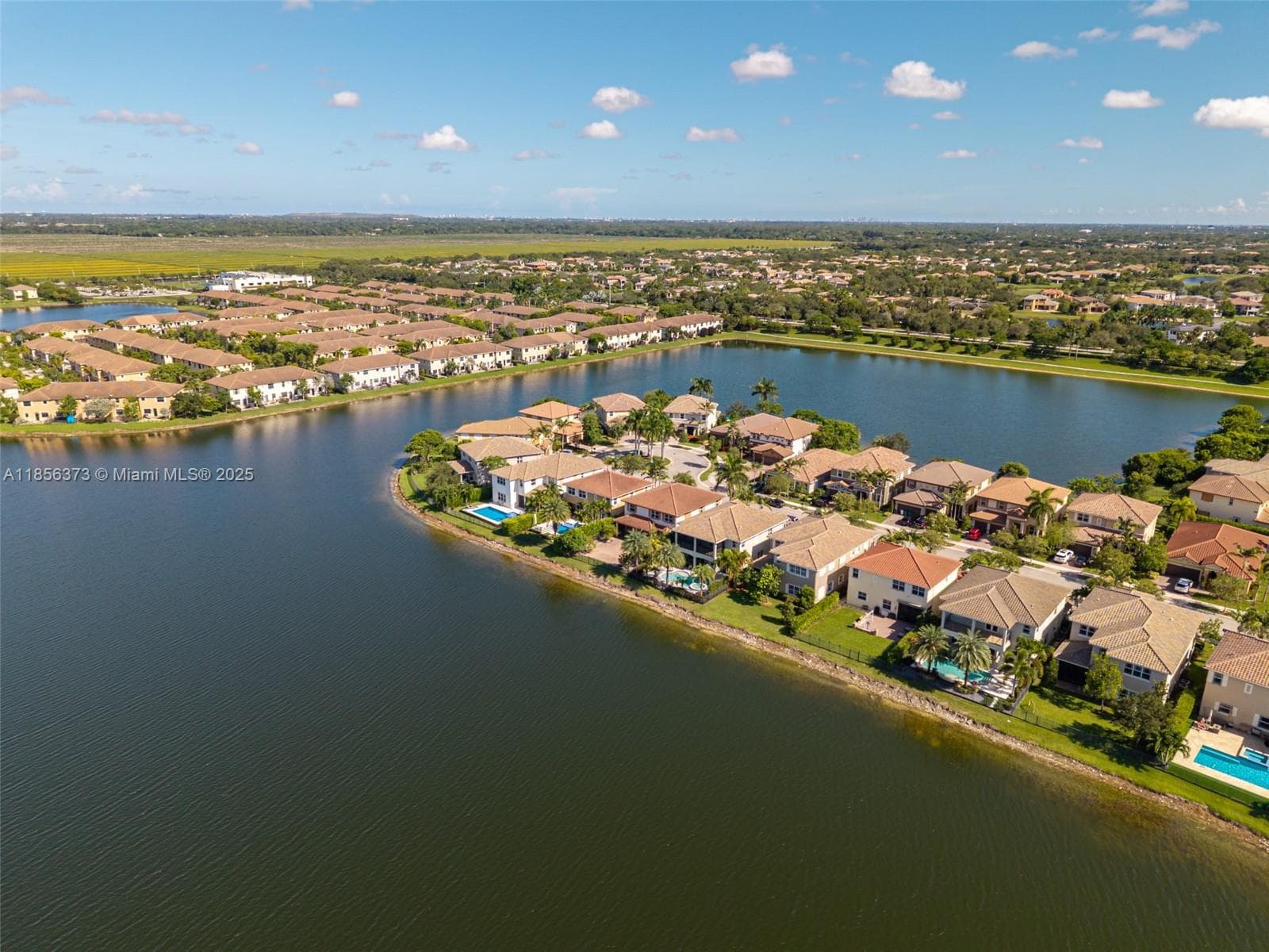 9709 Blue Isle Bay photo 76