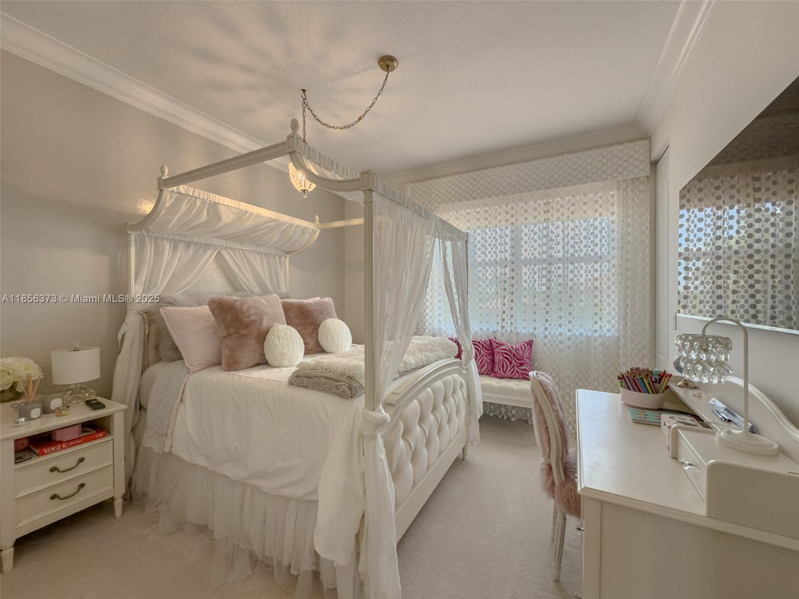 9709 Blue Isle Bay photo 32