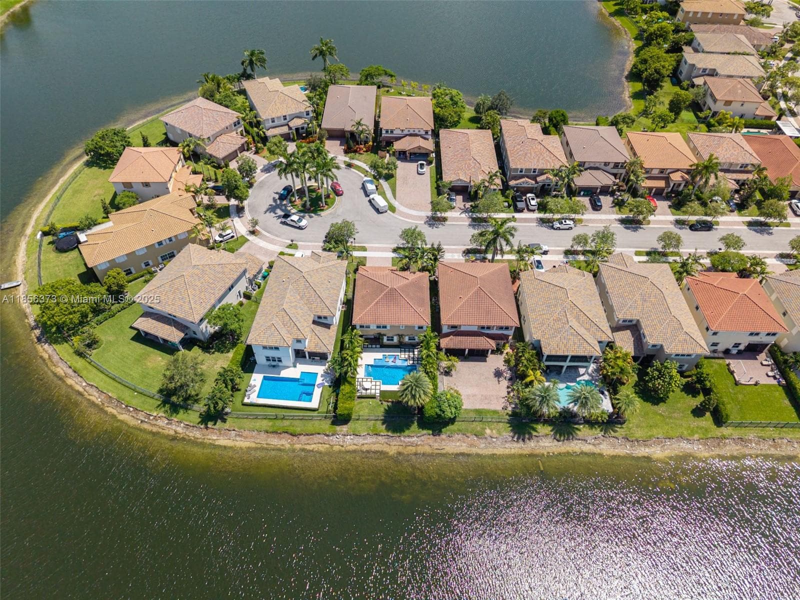 9709 Blue Isle Bay photo 71