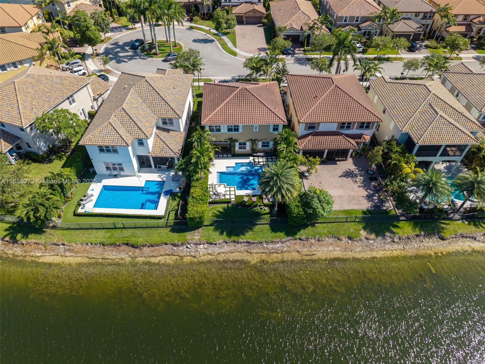 9709 Blue Isle Bay photo 69