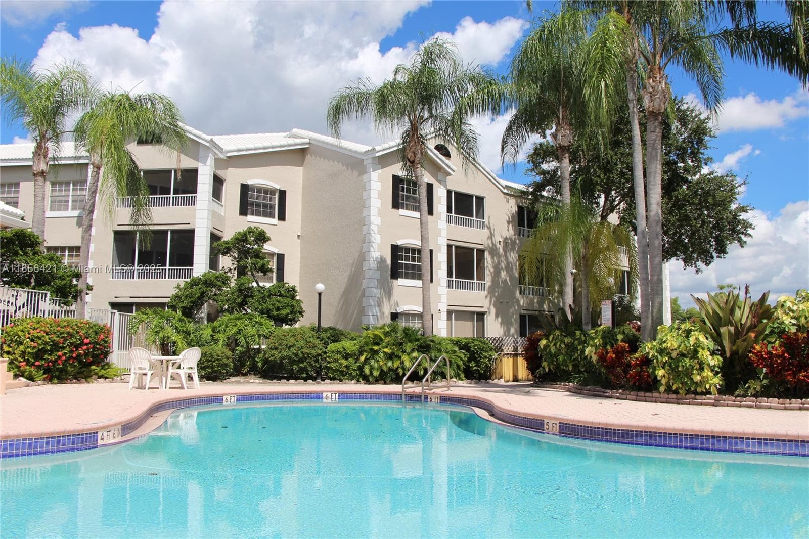 LAKEVIEW CLUB CONDO · #107 in Oakland Park - Photo 15