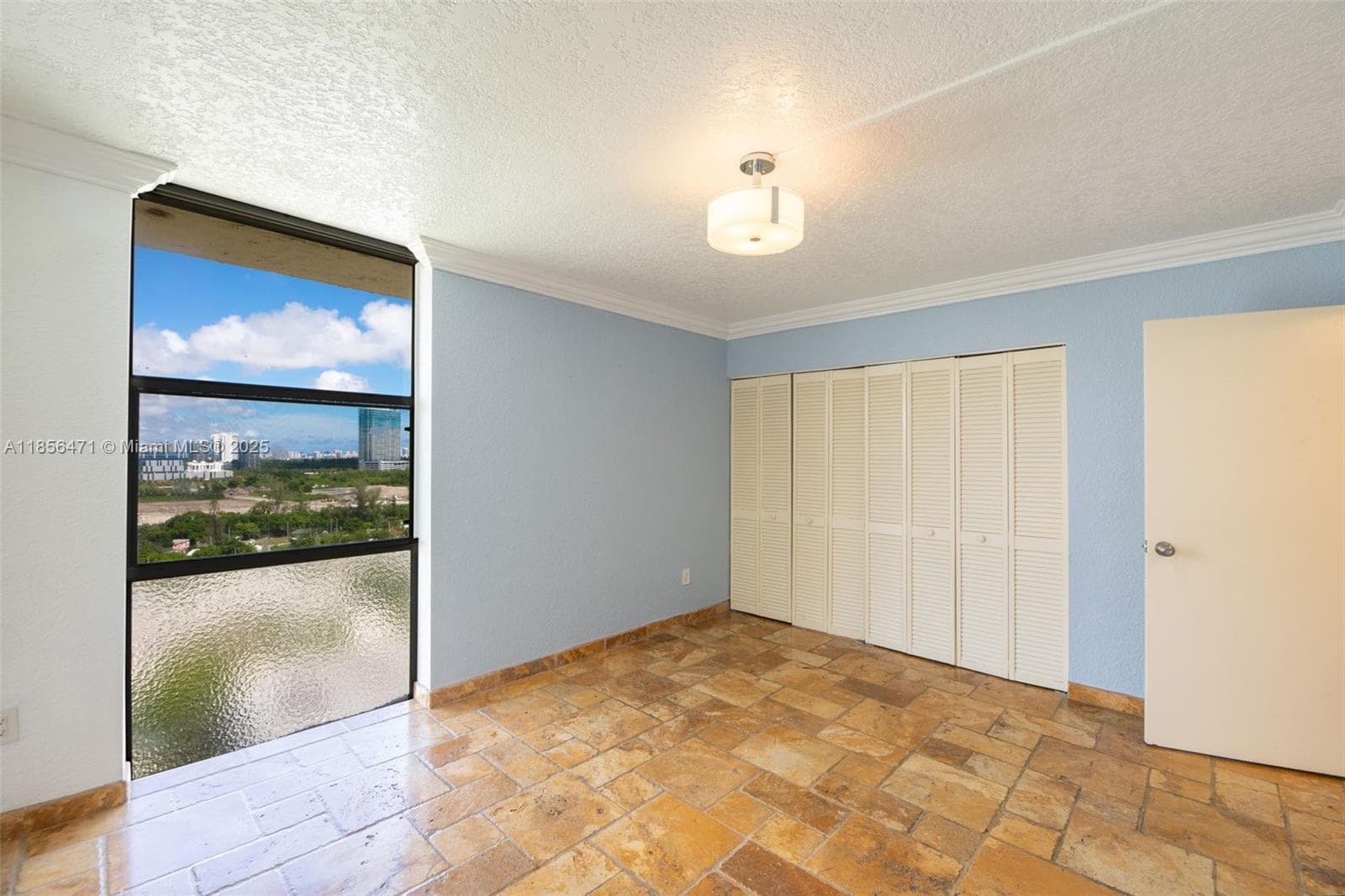 VECINO DEL MAR CONDO · #1503 in North Miami - Photo 13