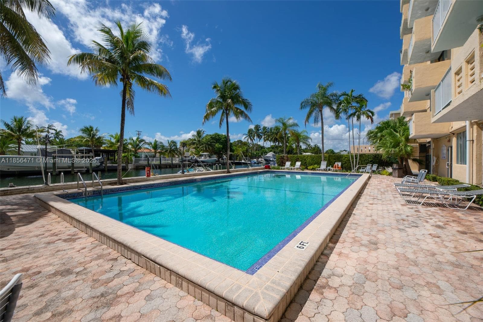 VECINO DEL MAR CONDO · #1503 in North Miami - Photo 32