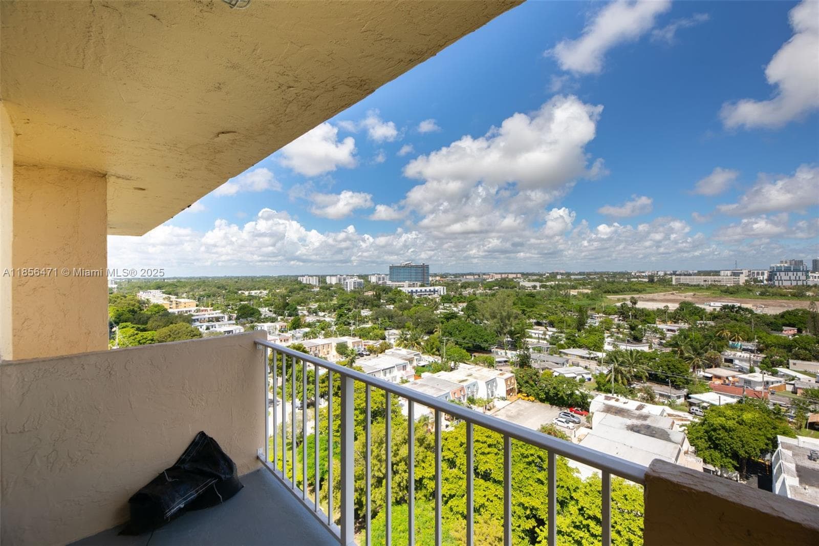 VECINO DEL MAR CONDO · #1503 in North Miami - Photo 28