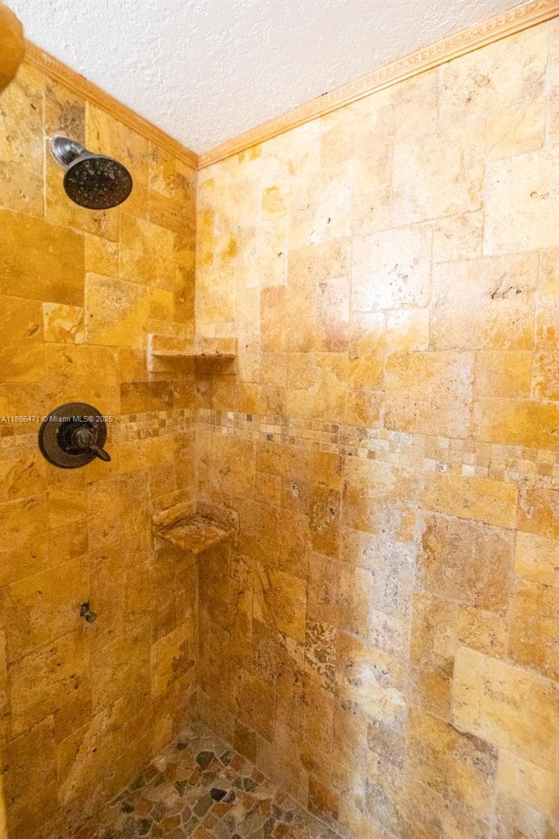 VECINO DEL MAR CONDO · #1503 in North Miami - Photo 20