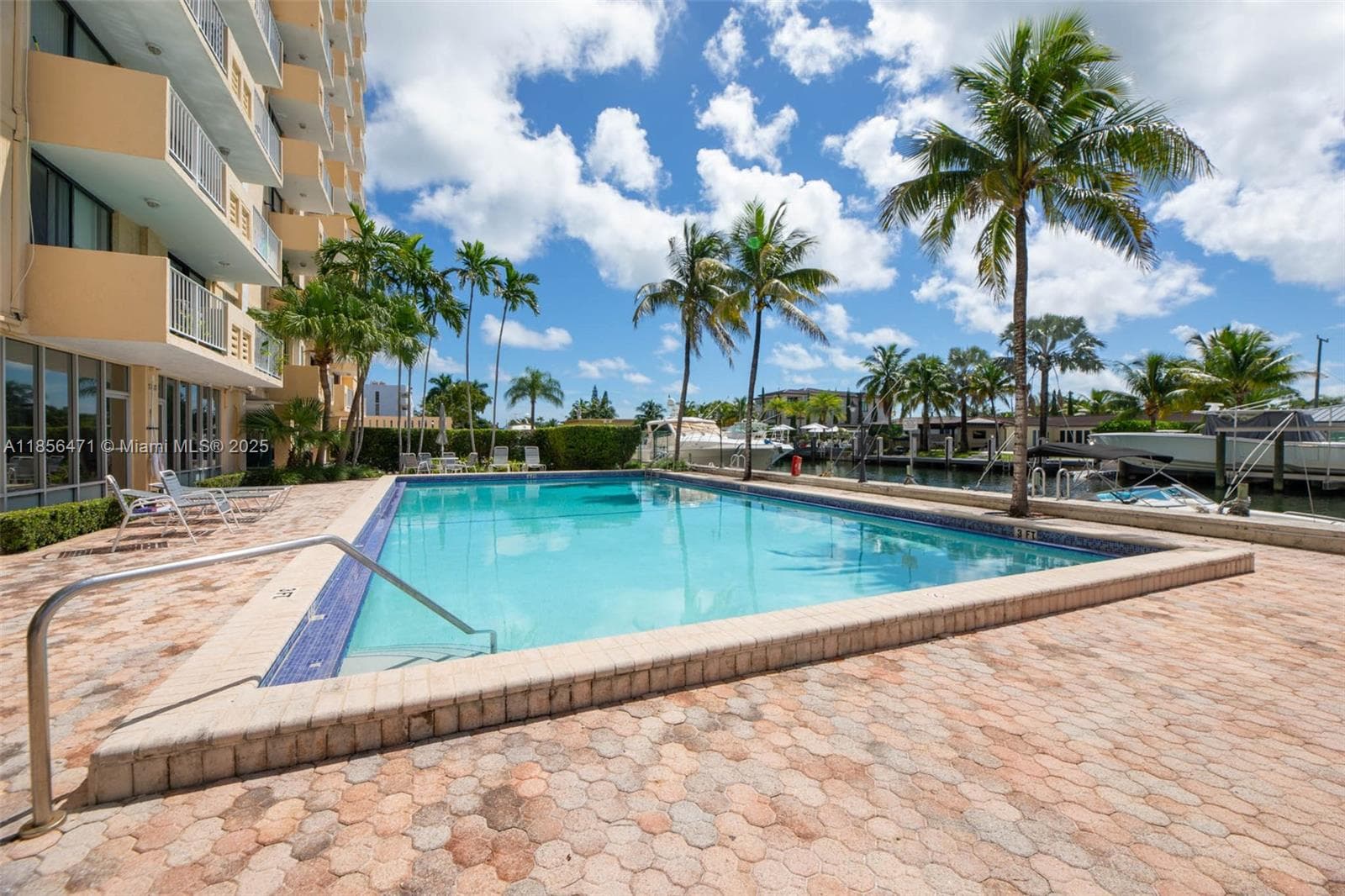 VECINO DEL MAR CONDO · #1503 in North Miami - Photo 30