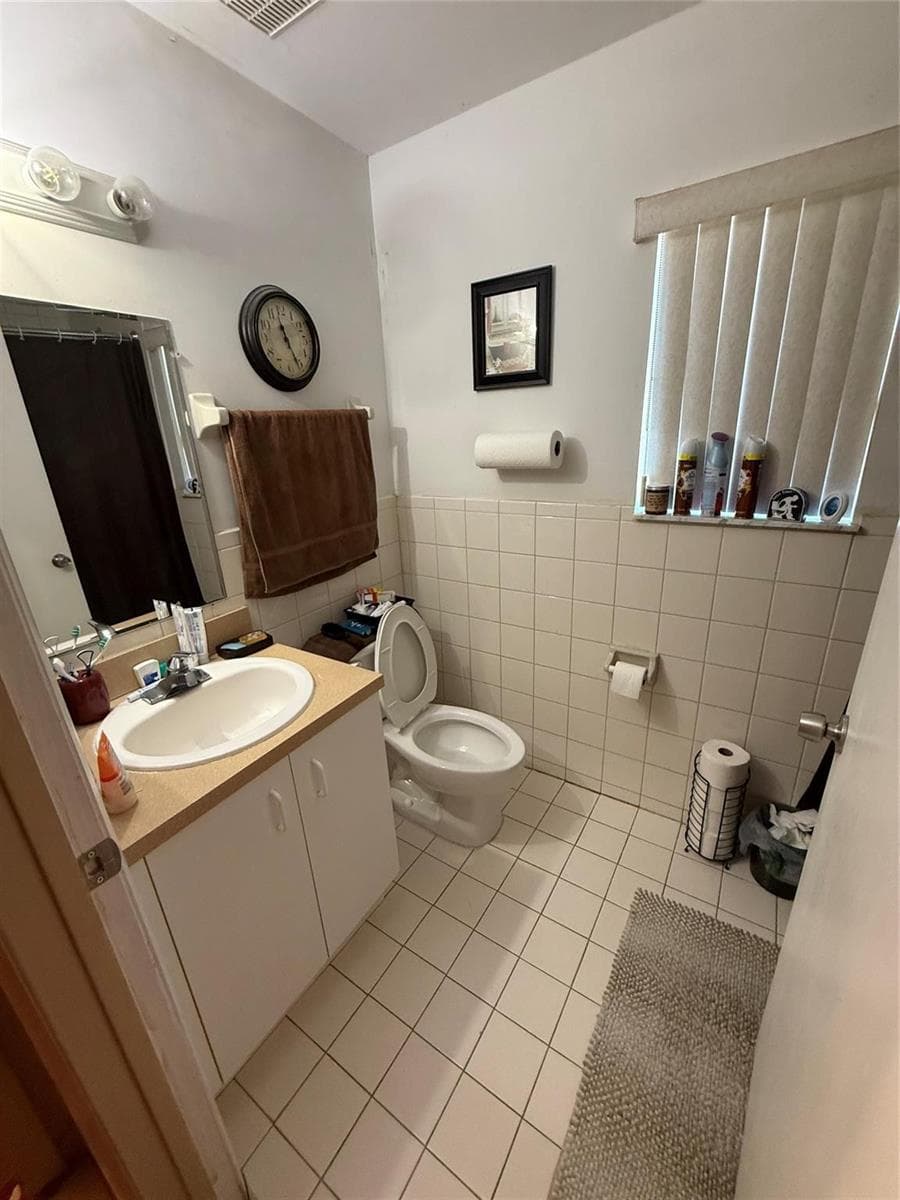 Bathroom #2