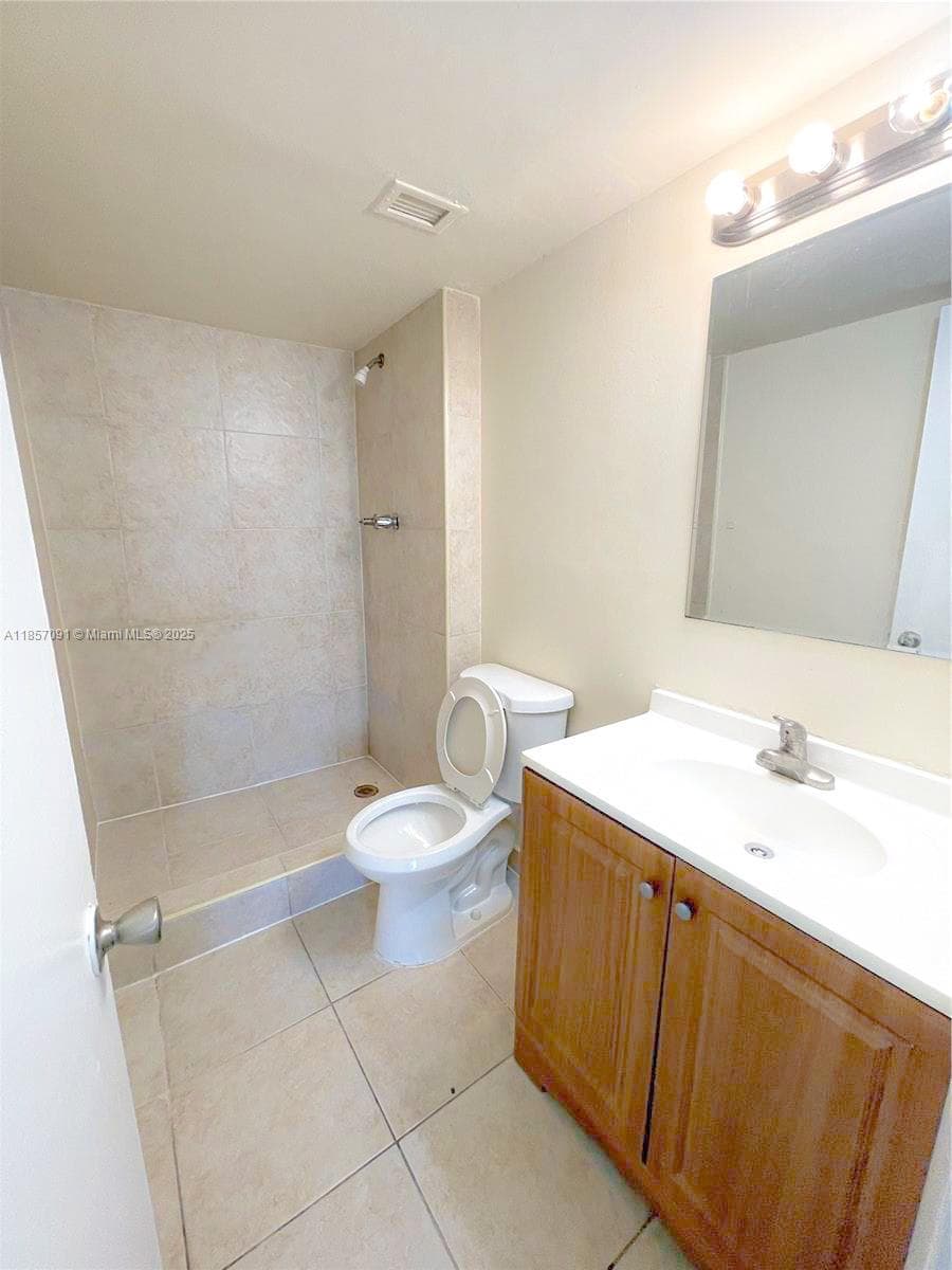 MONTECARLO CONDO · #A-412 in Miami - Photo 12