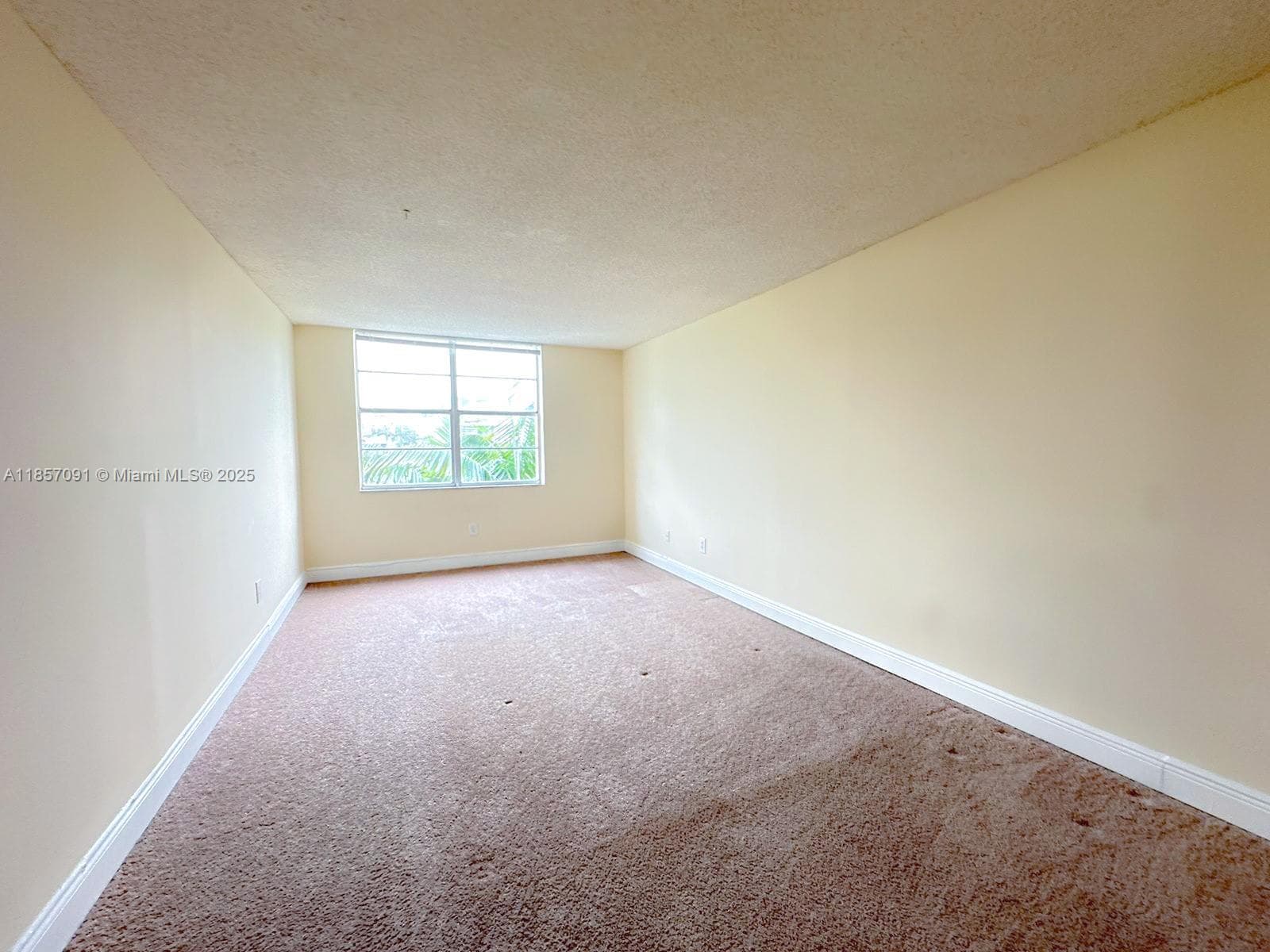 MONTECARLO CONDO · #A-412 in Miami - Photo 5