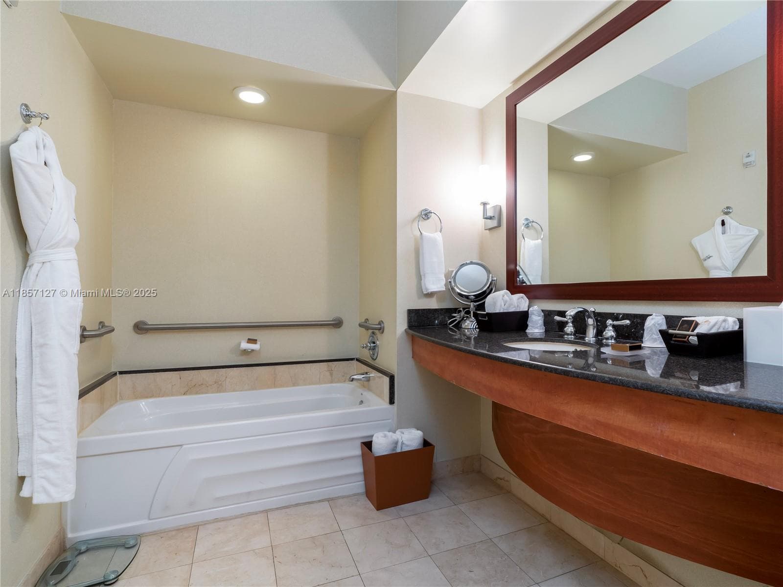 Trump International Beach Resort · #811 in Sunny Isles Beach - Photo 8