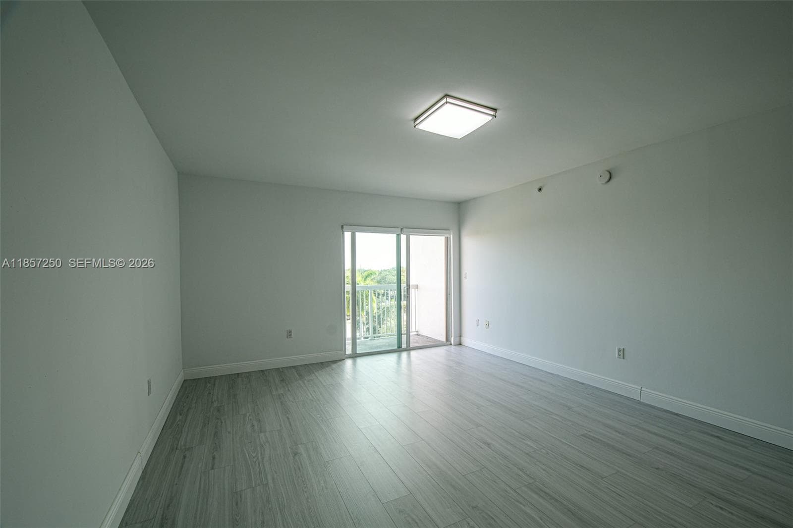 VILLAGGIO IN THE GROVE · #603 in Miami - Photo 6
