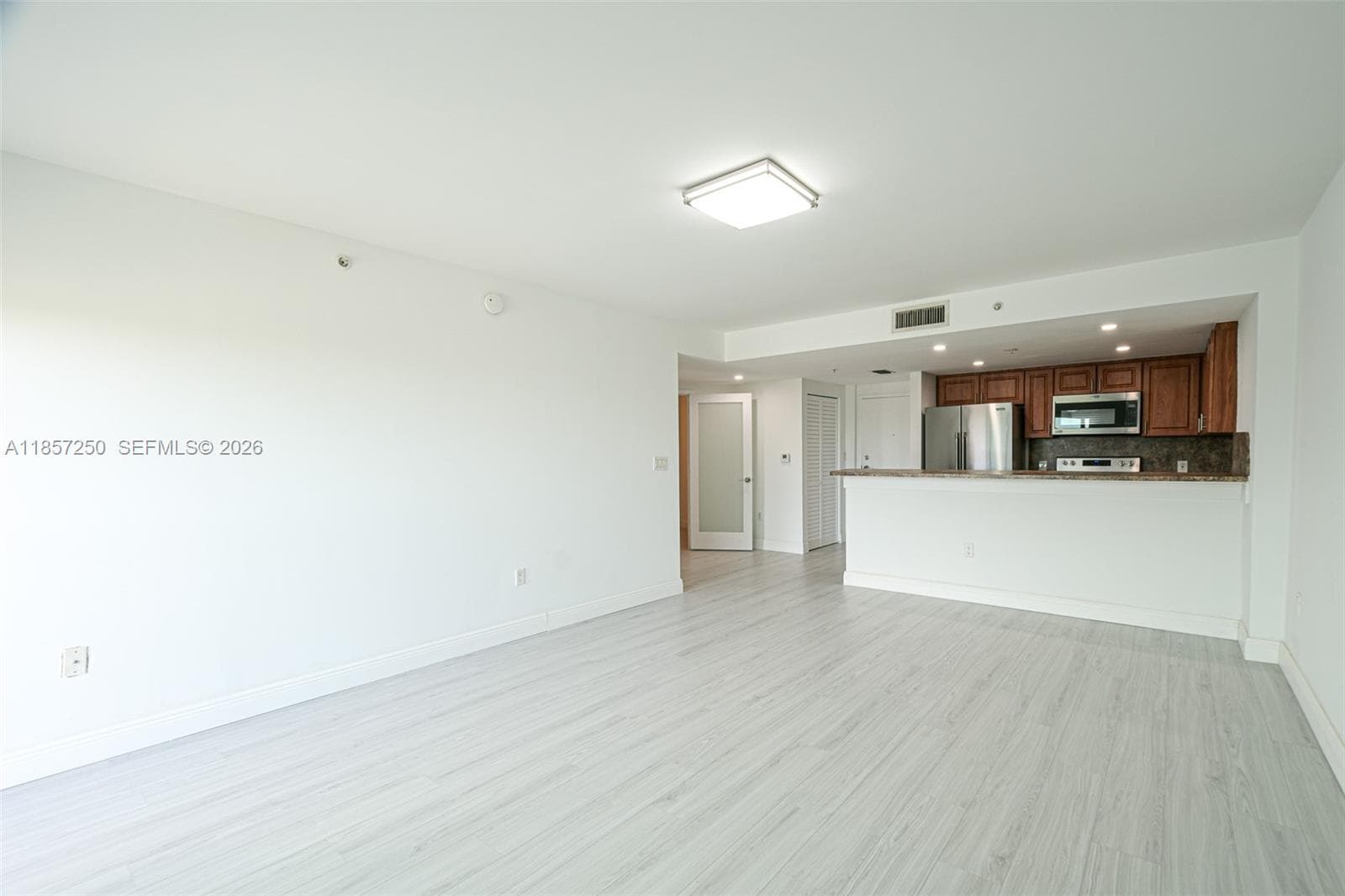 VILLAGGIO IN THE GROVE · #603 in Miami - Photo 7
