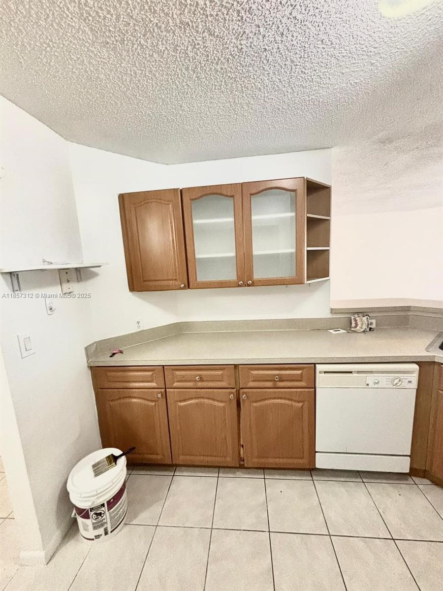 SUMMER LAKE · #106 in Oakland Park - Photo 16