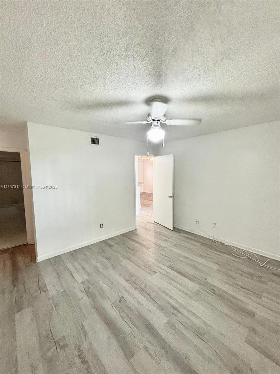 SUMMER LAKE · #106 in Oakland Park - Photo 24