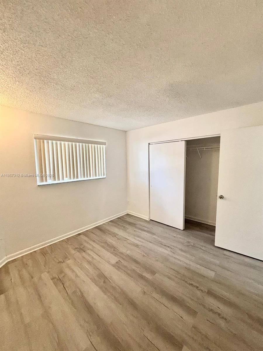 SUMMER LAKE · #106 in Oakland Park - Photo 37