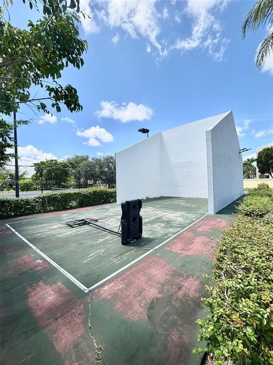 SUMMER LAKE · #106 in Oakland Park - Photo 48
