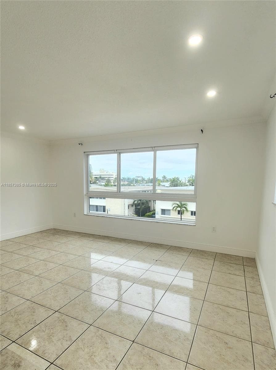 CHATILLON HALL CONDOMINIU · #301 in Bay Harbor Islands - Photo 6