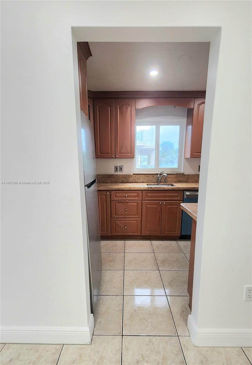CHATILLON HALL CONDOMINIU · #301 in Bay Harbor Islands - Photo 9