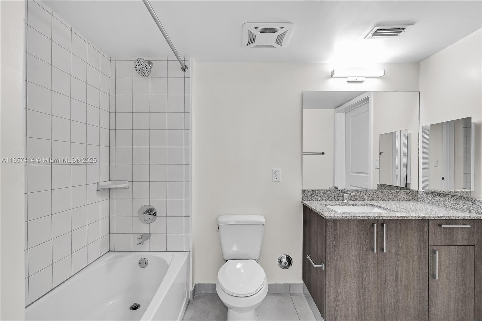 400 NW 112th Ave #323 photo 20