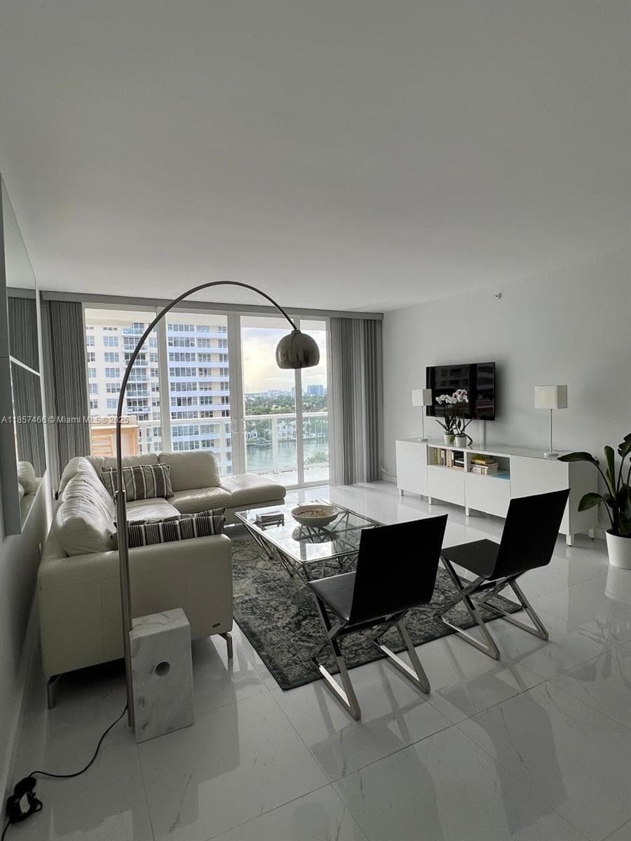The Pavilion · #1115 in Miami Beach - Photo 2