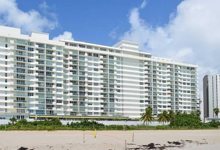 The Pavilion · #1115 in Miami Beach - Photo 11