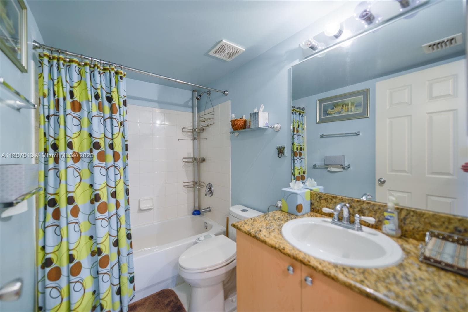 2811 NE 185th St #801 photo 27