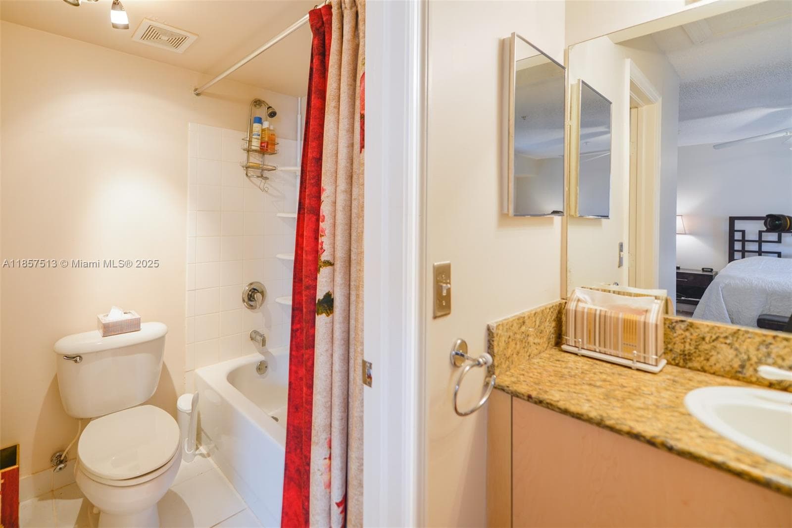 2811 NE 185th St #801 photo 17