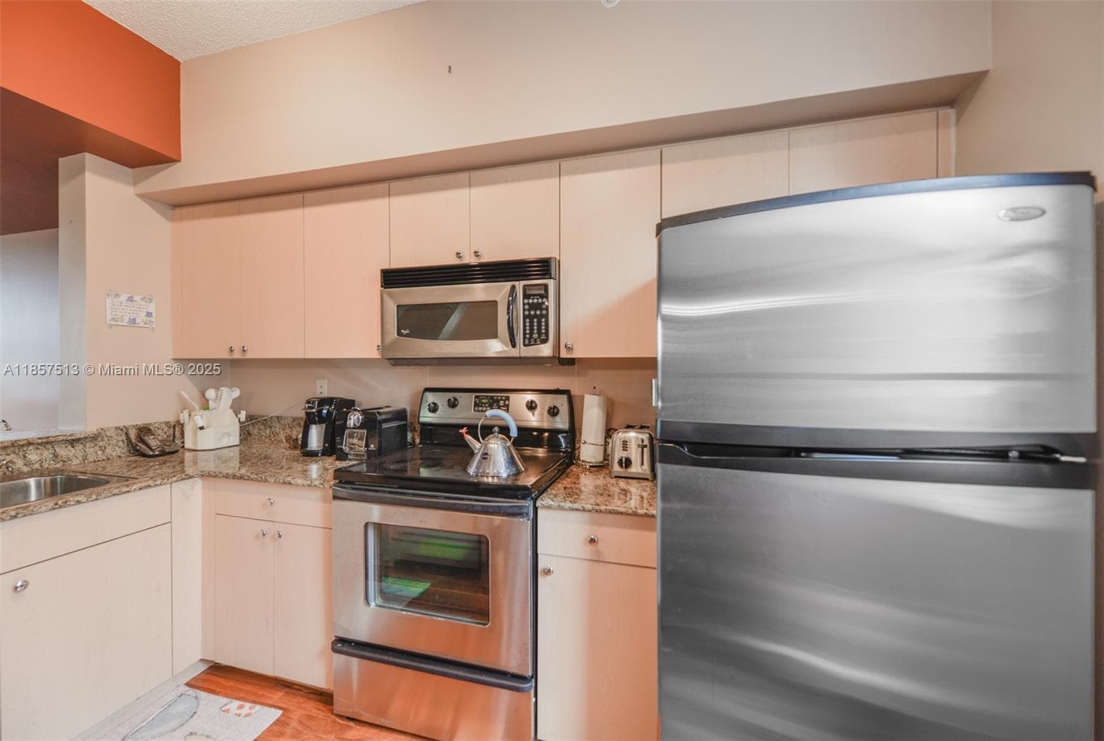 2811 NE 185th St #801 photo 12