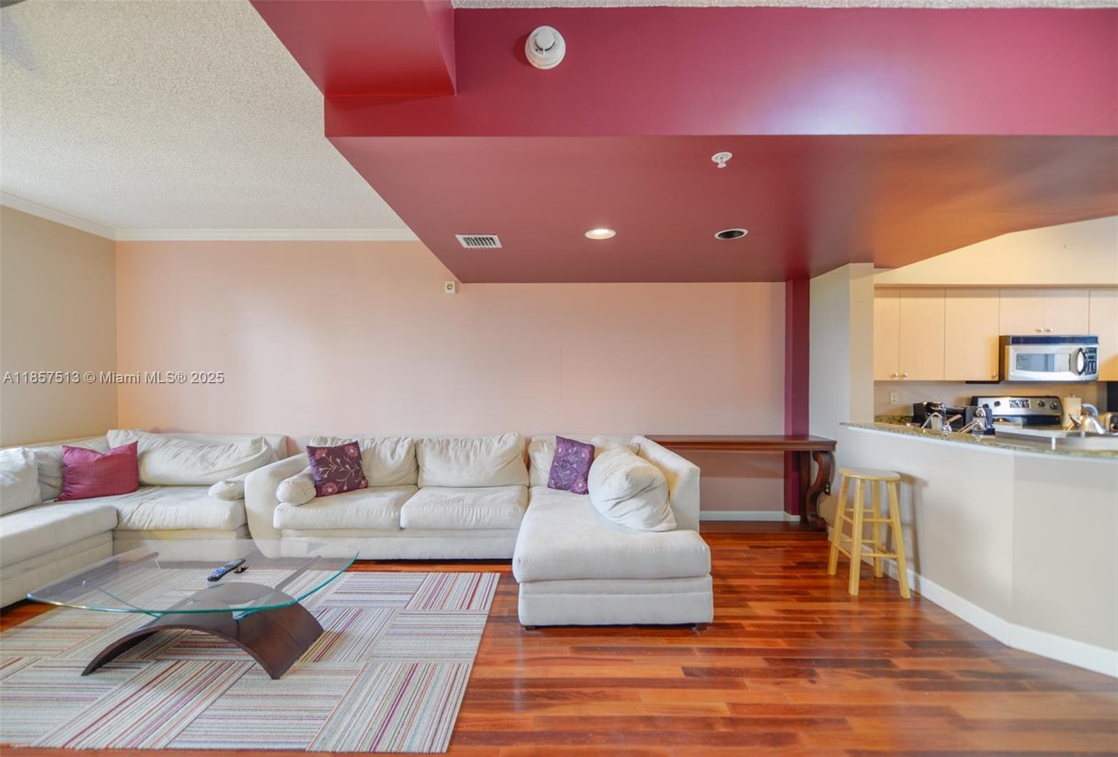 2811 NE 185th St #801 photo 7