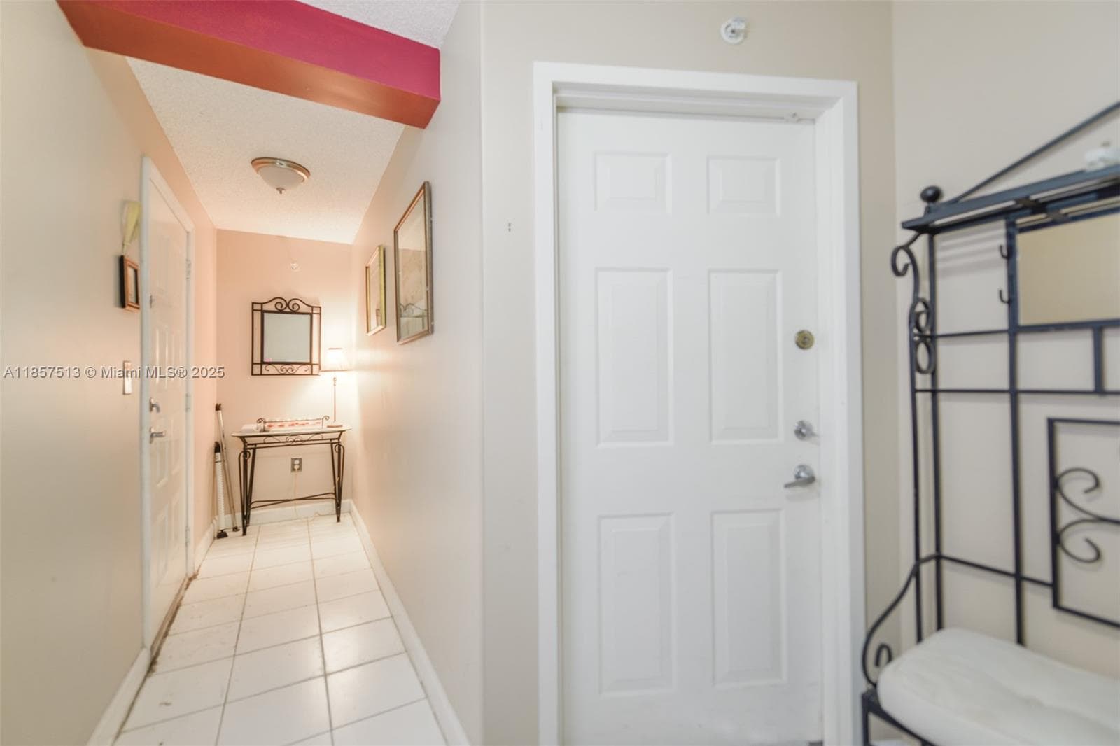 2811 NE 185th St #801 photo 29