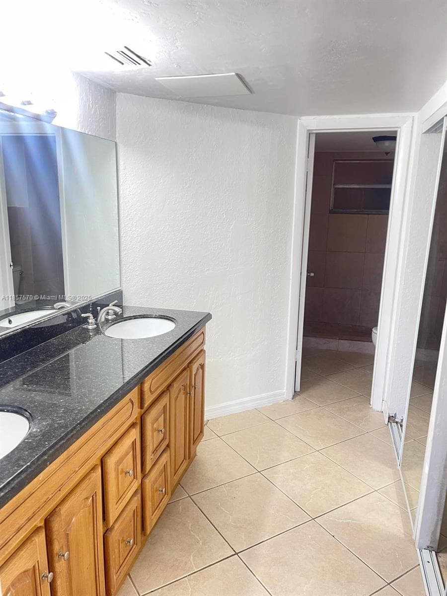 7410 SW 82nd St unit k202 photo 6