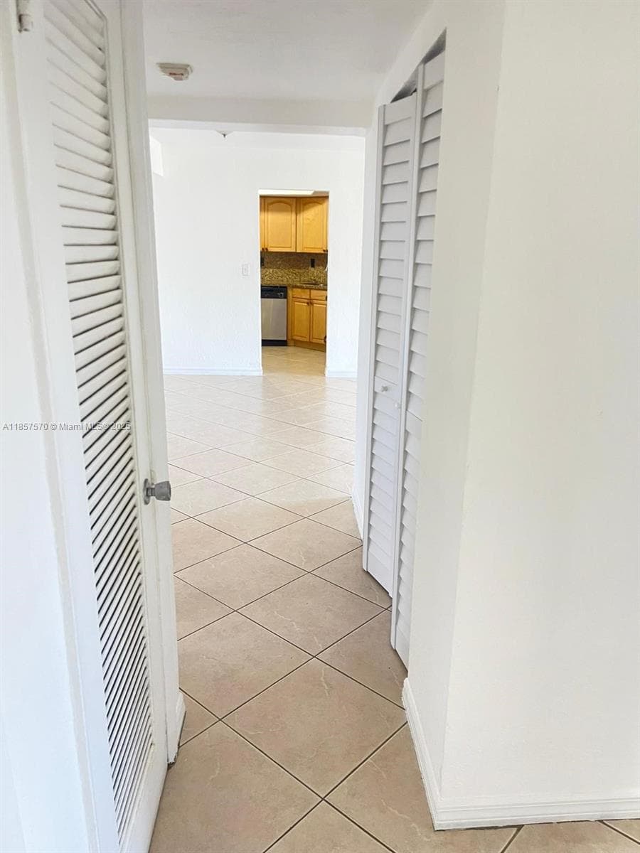 7410 SW 82nd St unit k202 photo 11