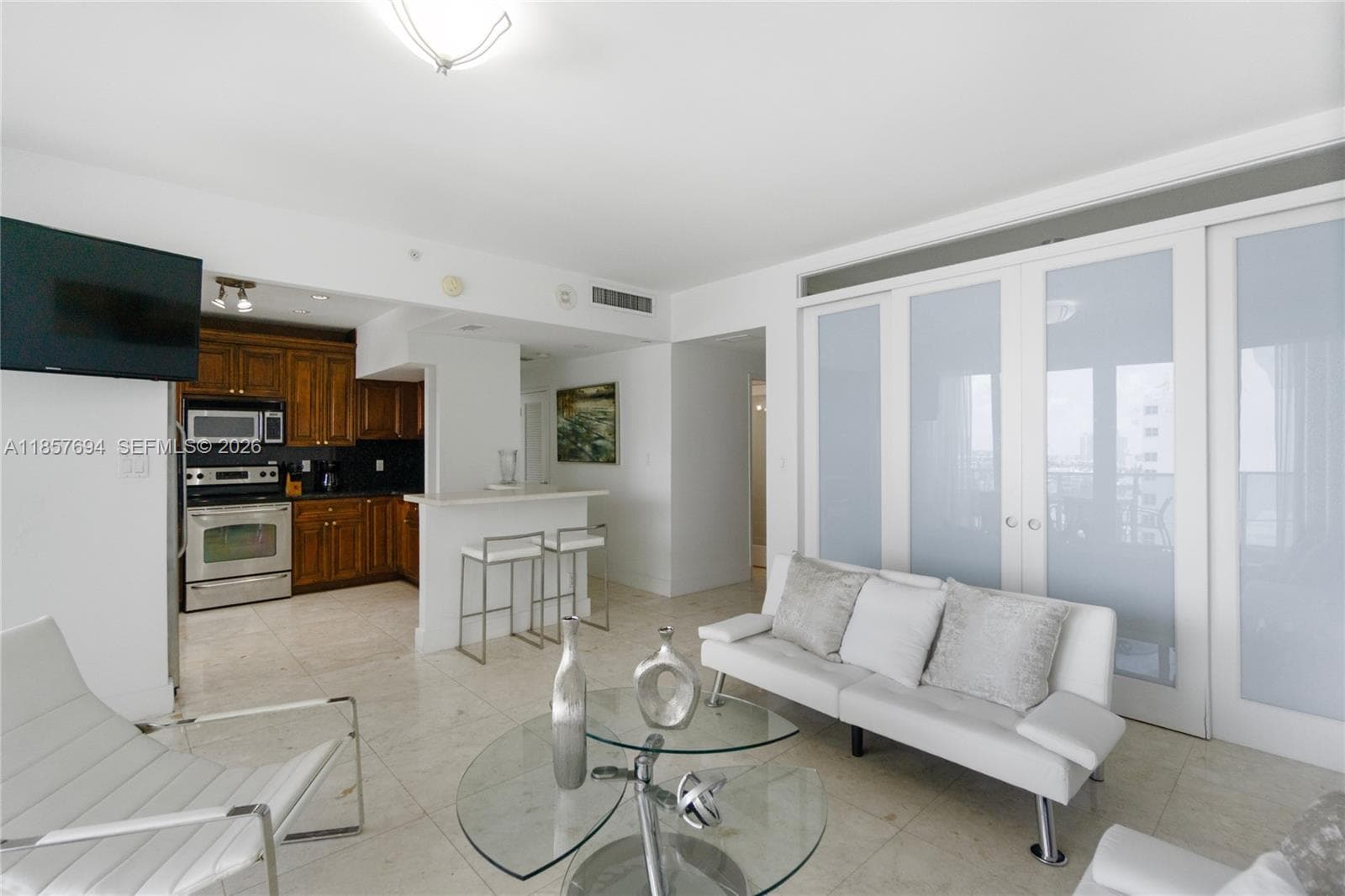 The Decoplage · #PH14 in Miami Beach - Photo 4