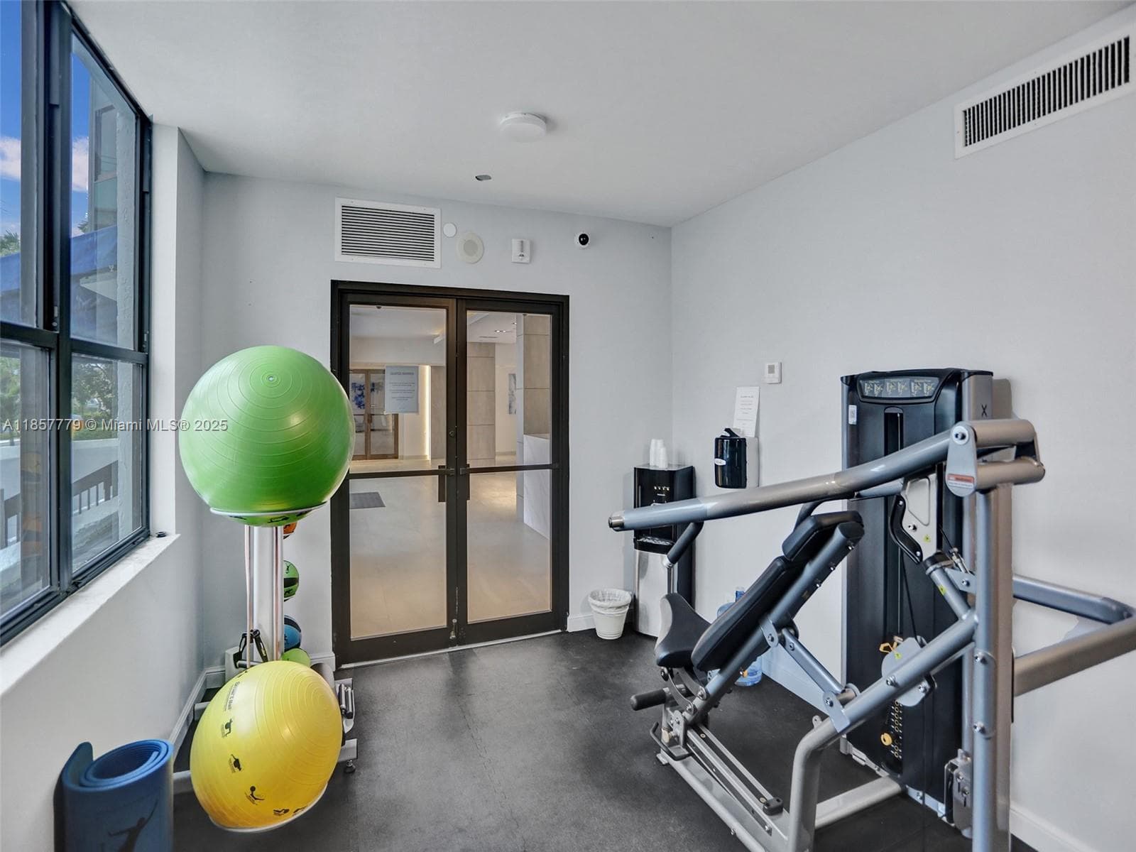 HILLSBORO OCEAN CLUB · #202 in Hillsboro Beach - Photo 28