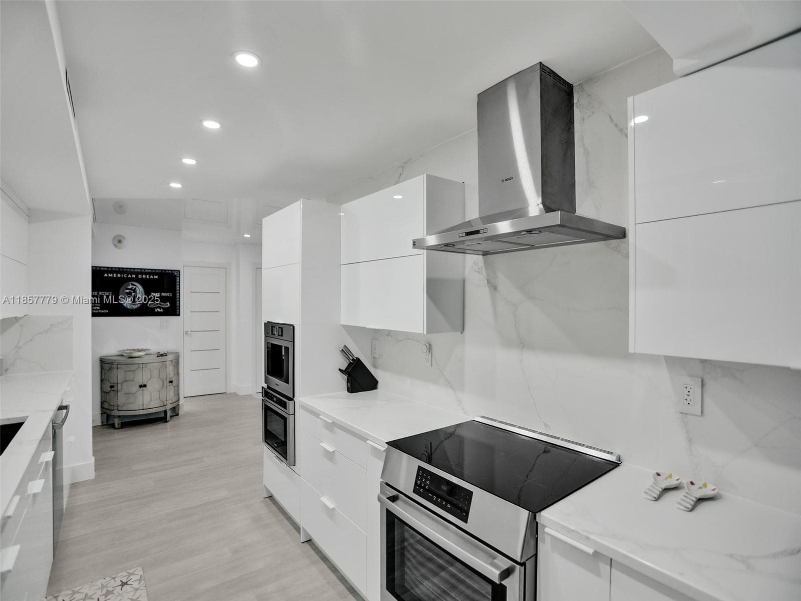 HILLSBORO OCEAN CLUB · #202 in Hillsboro Beach - Photo 11